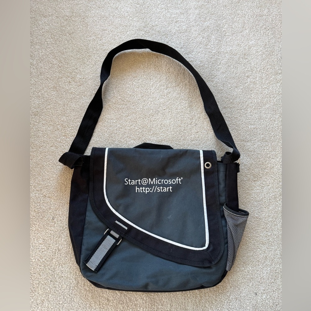 Microsoft Dual-Tone Messenger Bag